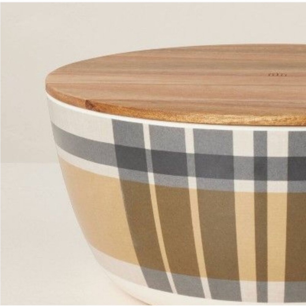 HEARTH & HAND NWT 10pc plaid w/ stripe bamboo melamine picnic set - Picture 3 of 4